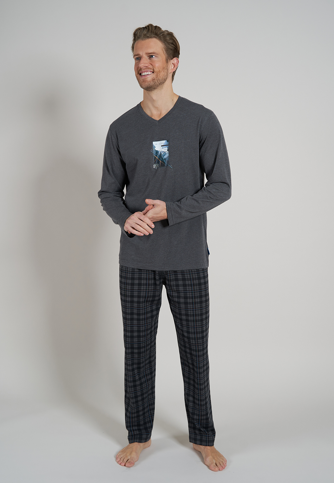 Ceceba heren pyjama V-hals, donkergrijs geruit