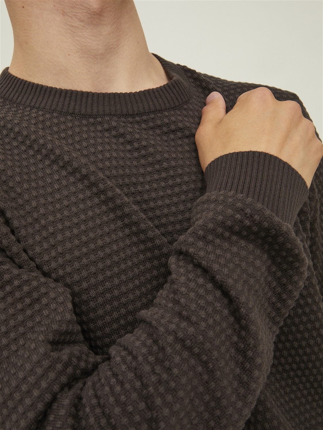 JACK & JONES Atlas knit crew neck slim fit, heren pullover katoen met O-hals, donkerbruin