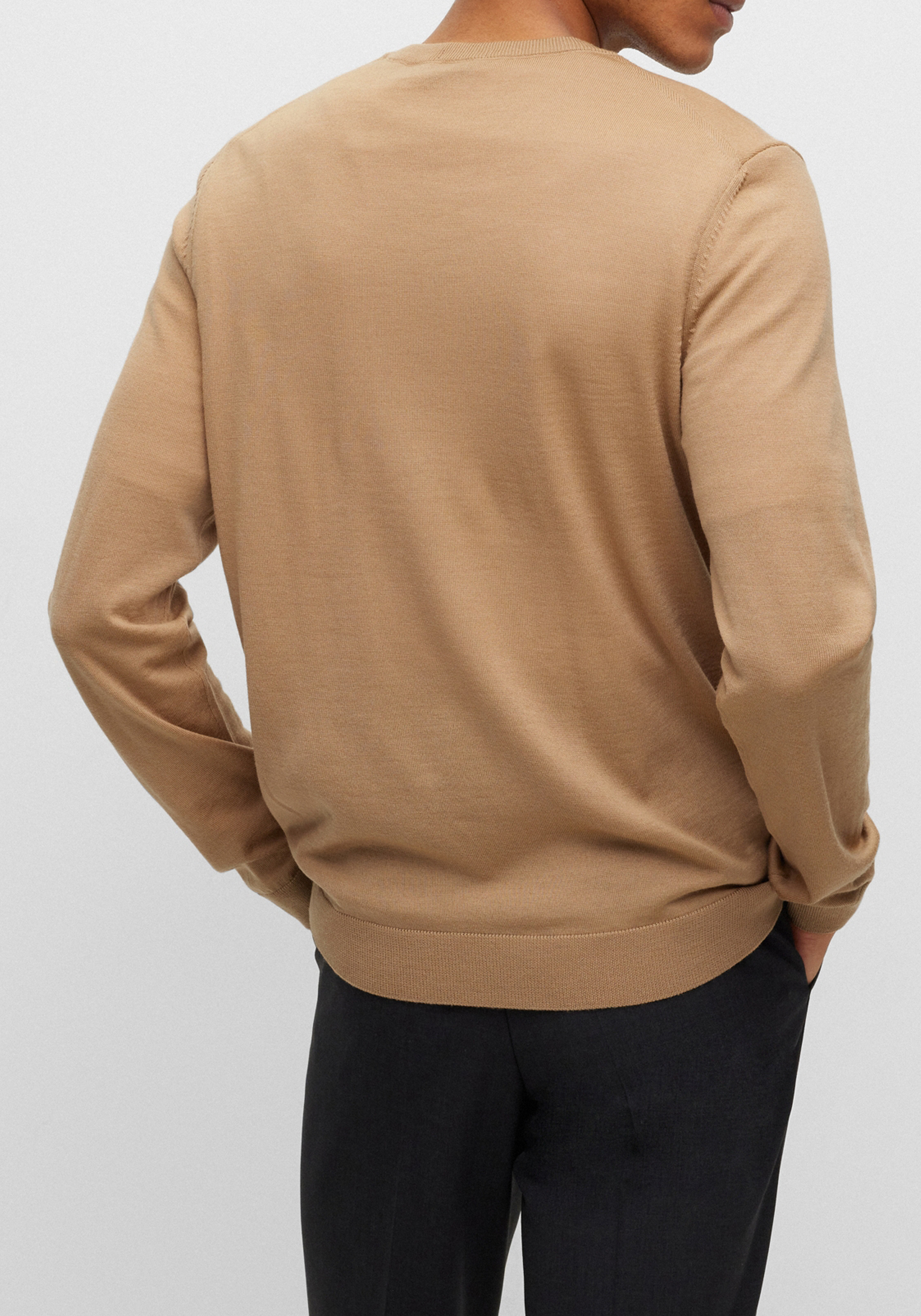 BOSS Melba slim fit trui wol, heren pullover met V-hals, midden beige