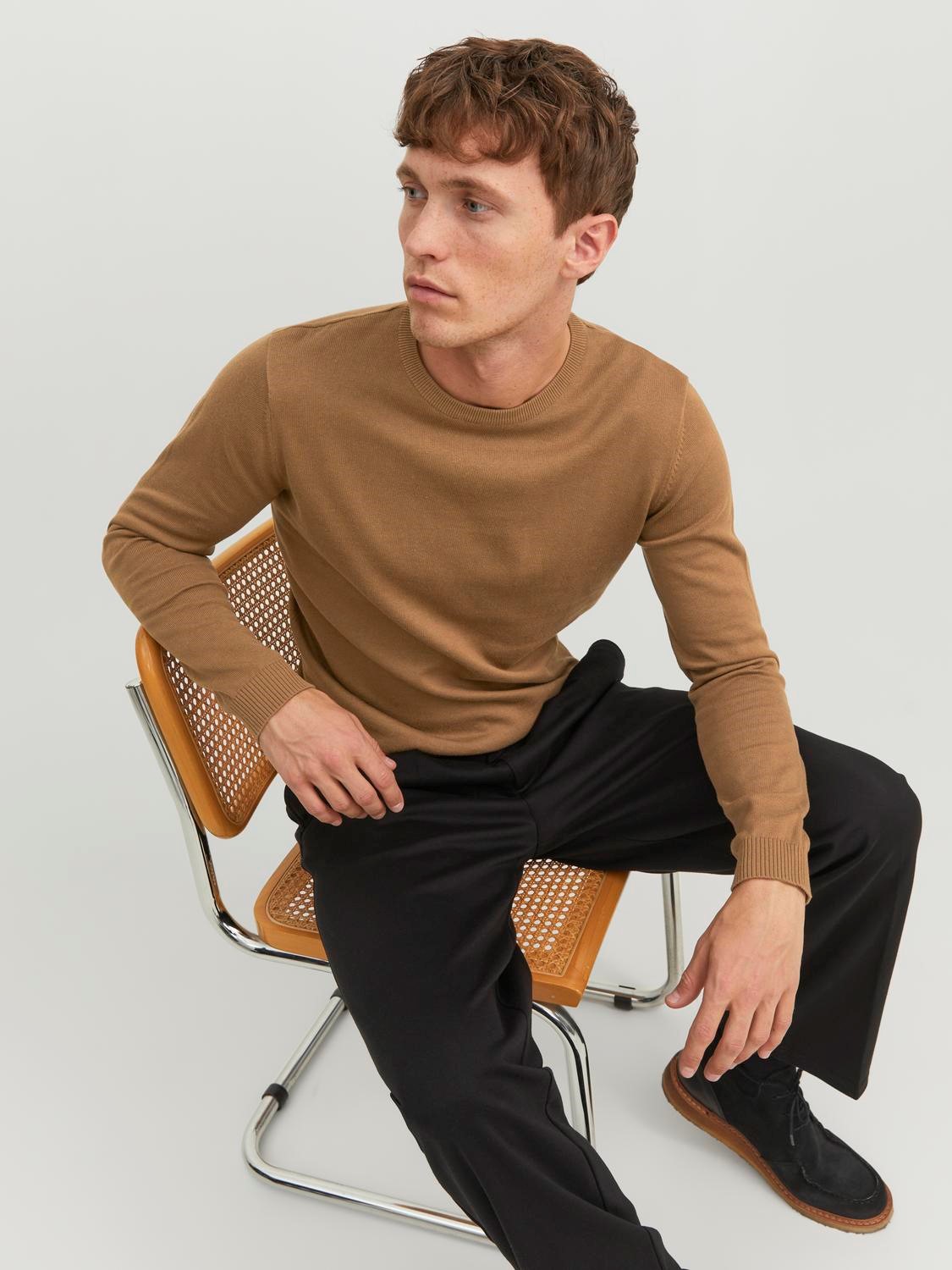 JACK & JONES Basic knit crew neck slim fit, heren pullover katoen met O-hals, camel bruin