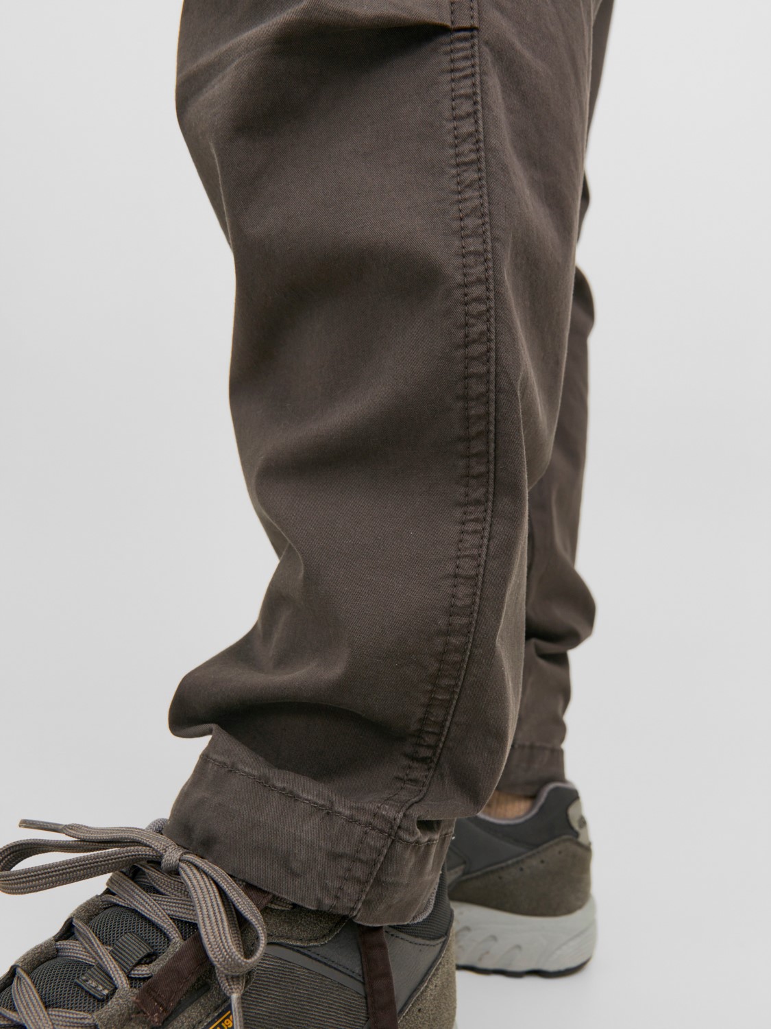 JACK & JONES Ace Tucker Cargoa loose fit, heren cargo broek, bruin