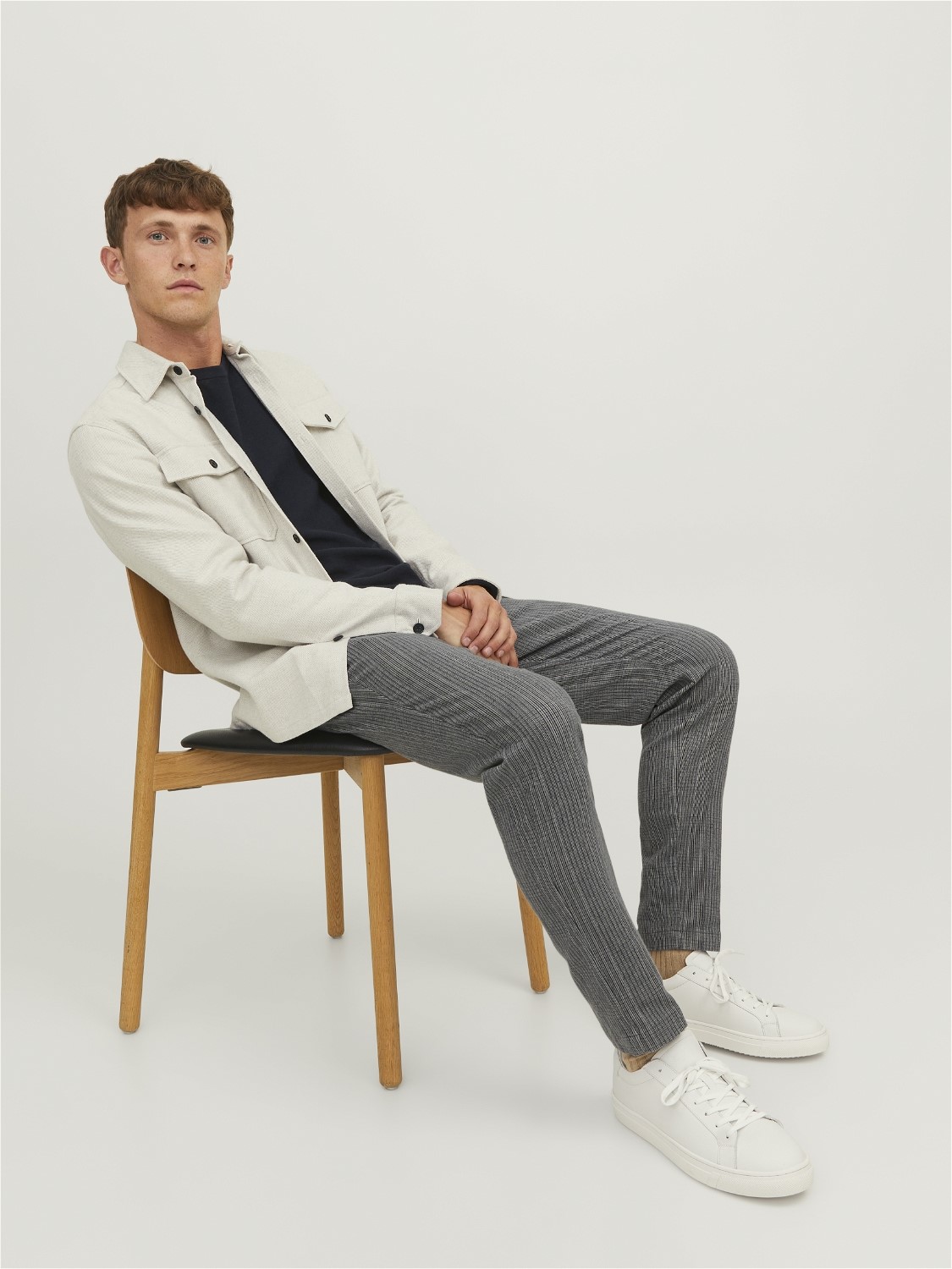 JACK & JONES Ace Harvey Winter Chino loose fit, heren chino, lichtgrijs melange geruit