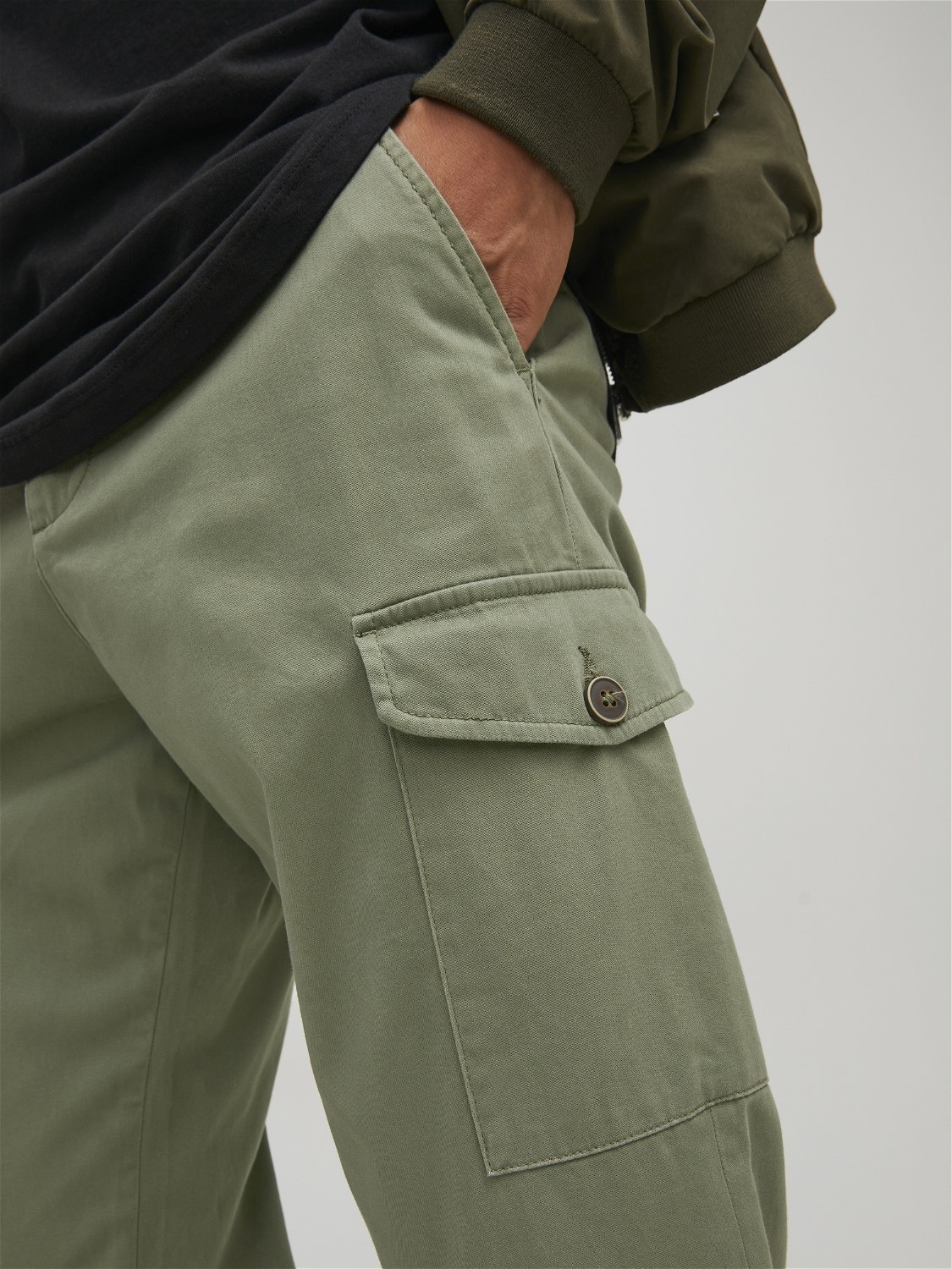 JACK & JONES Ollie Bowie Cargo loose fit, heren cargo broek, olijfgroen