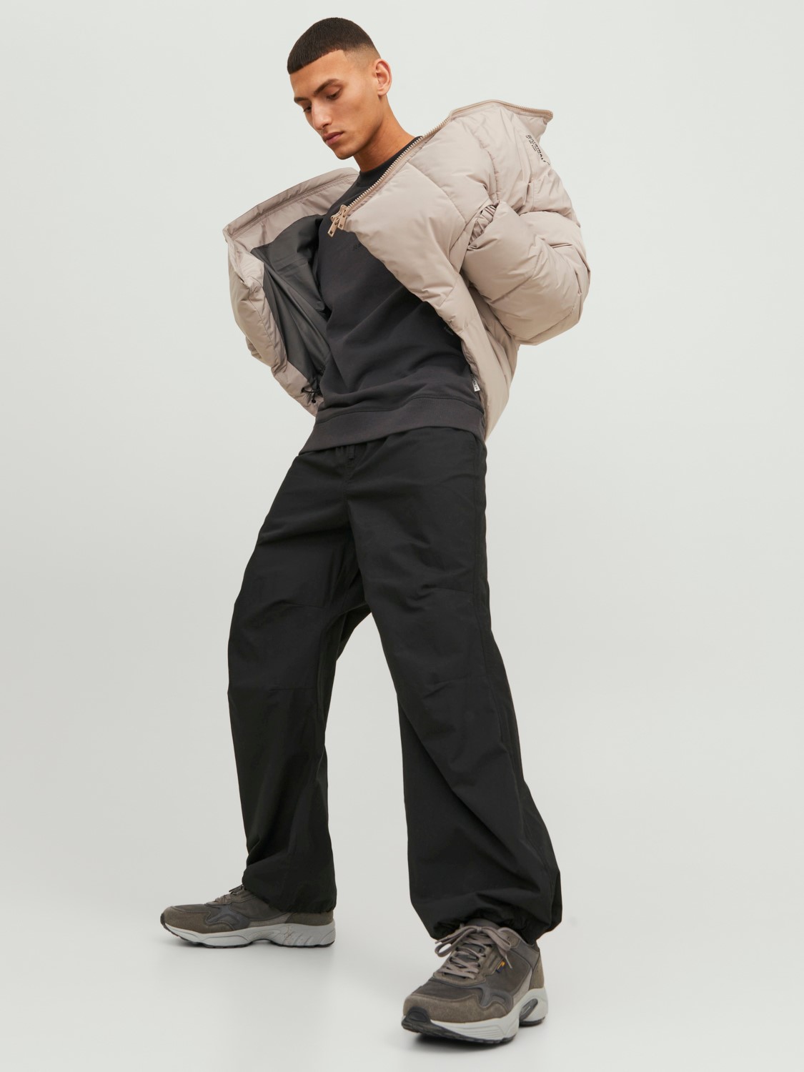 JACK & JONES Parachute Pant Base loose fit, heren cargo broek, zwart