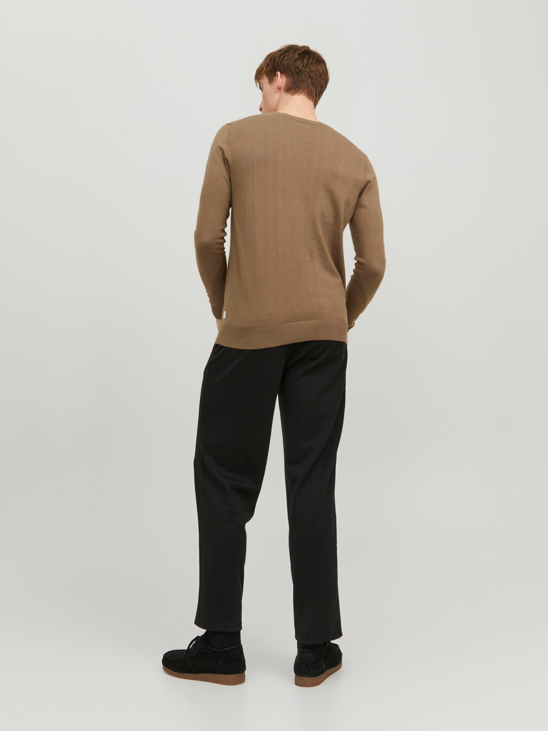 JACK & JONES Emil knit crew neck slim fit, heren pullover viscosemengsel met O-hals, camel bruin