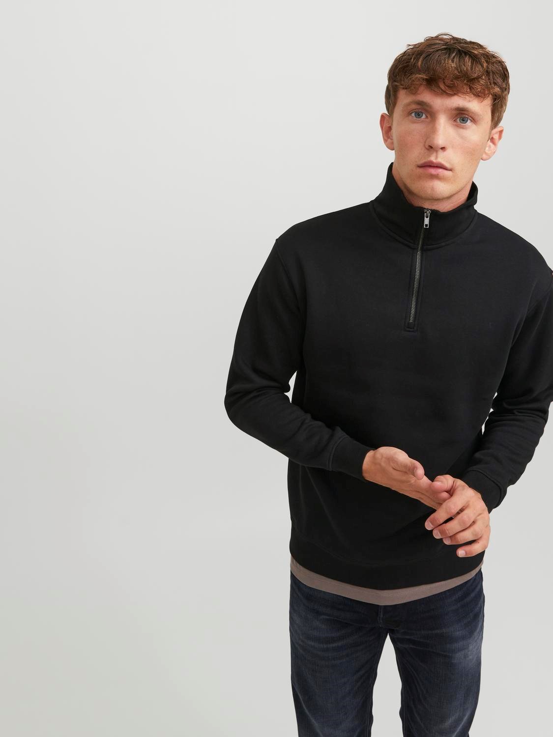 JACK & JONES Bradley sweat half zip regular fit, heren schipperstrui katoenmengsel met opstaande boord, zwart