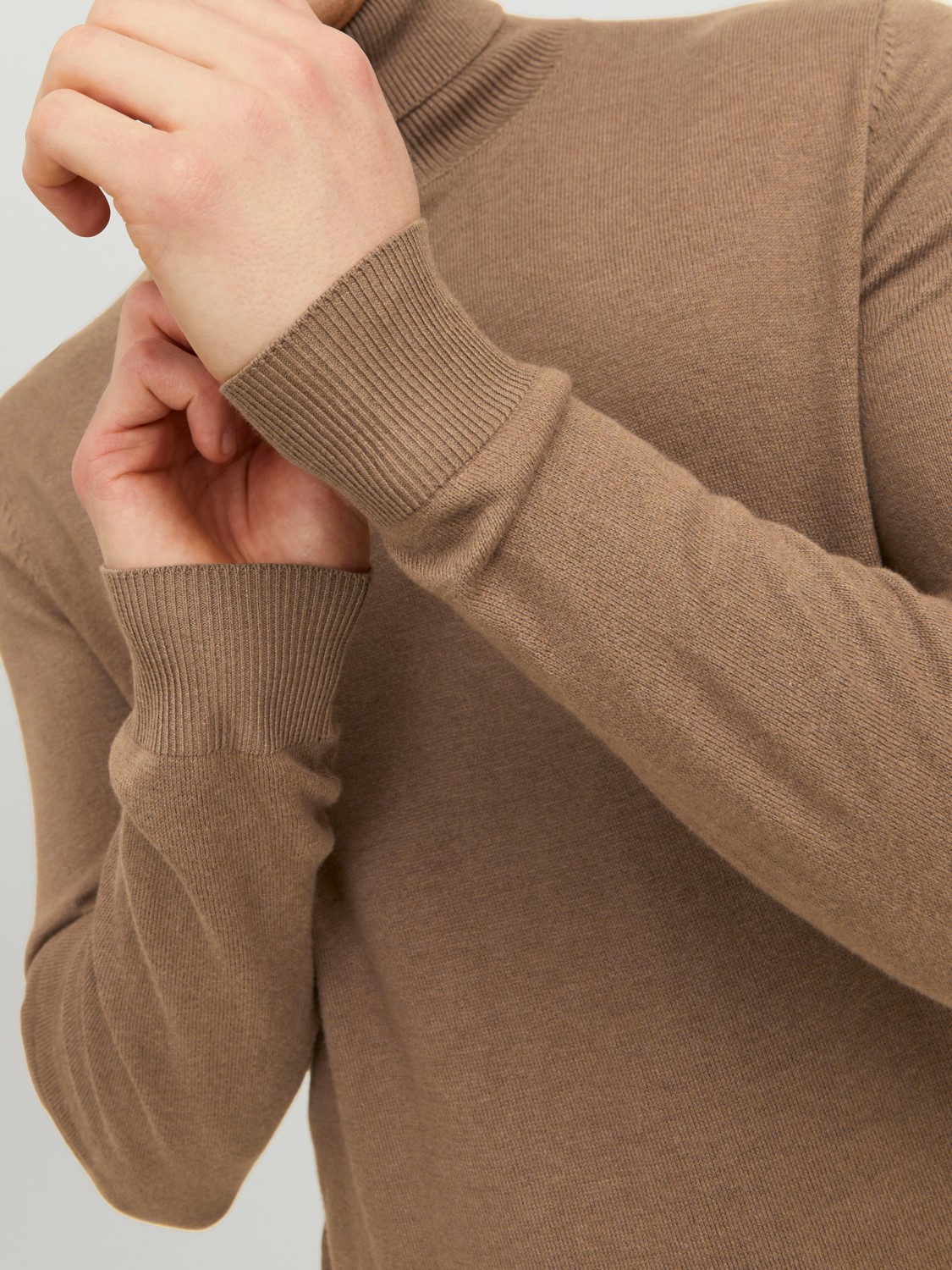 JACK & JONES Emil knit roll neck slim fit, heren pullover viscosemengsel met col, camel bruin