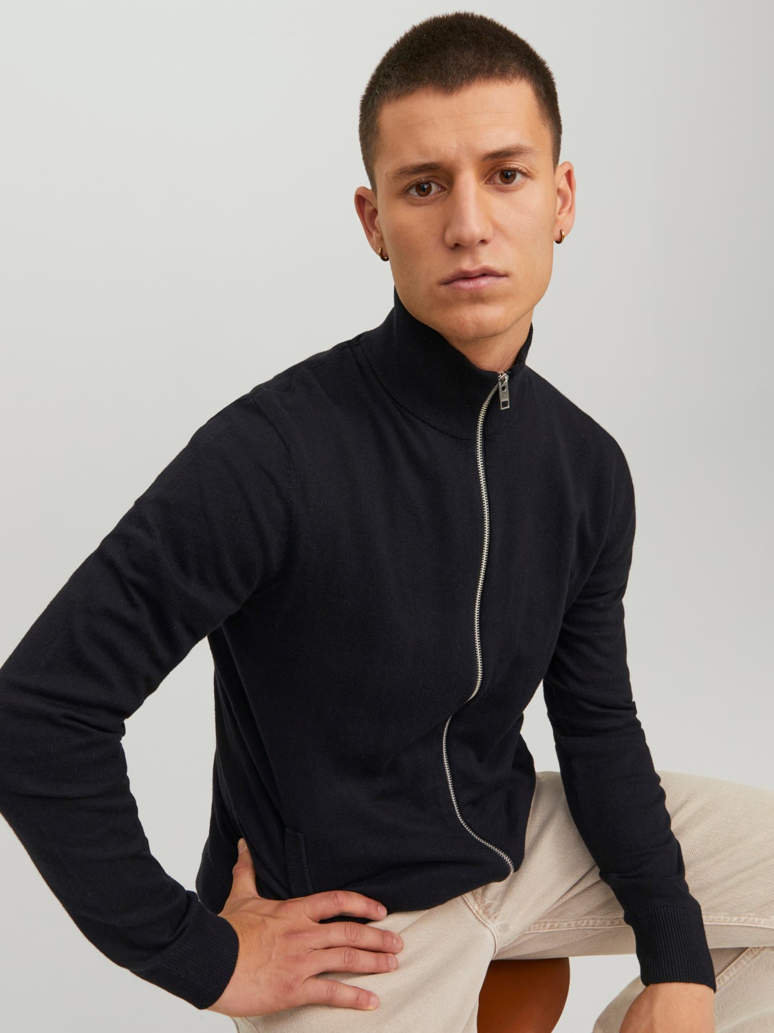 JACK & JONES Emil knit turtle zip cardigan slim fit, heren vest viscosemengsel met turtleneck, zwart