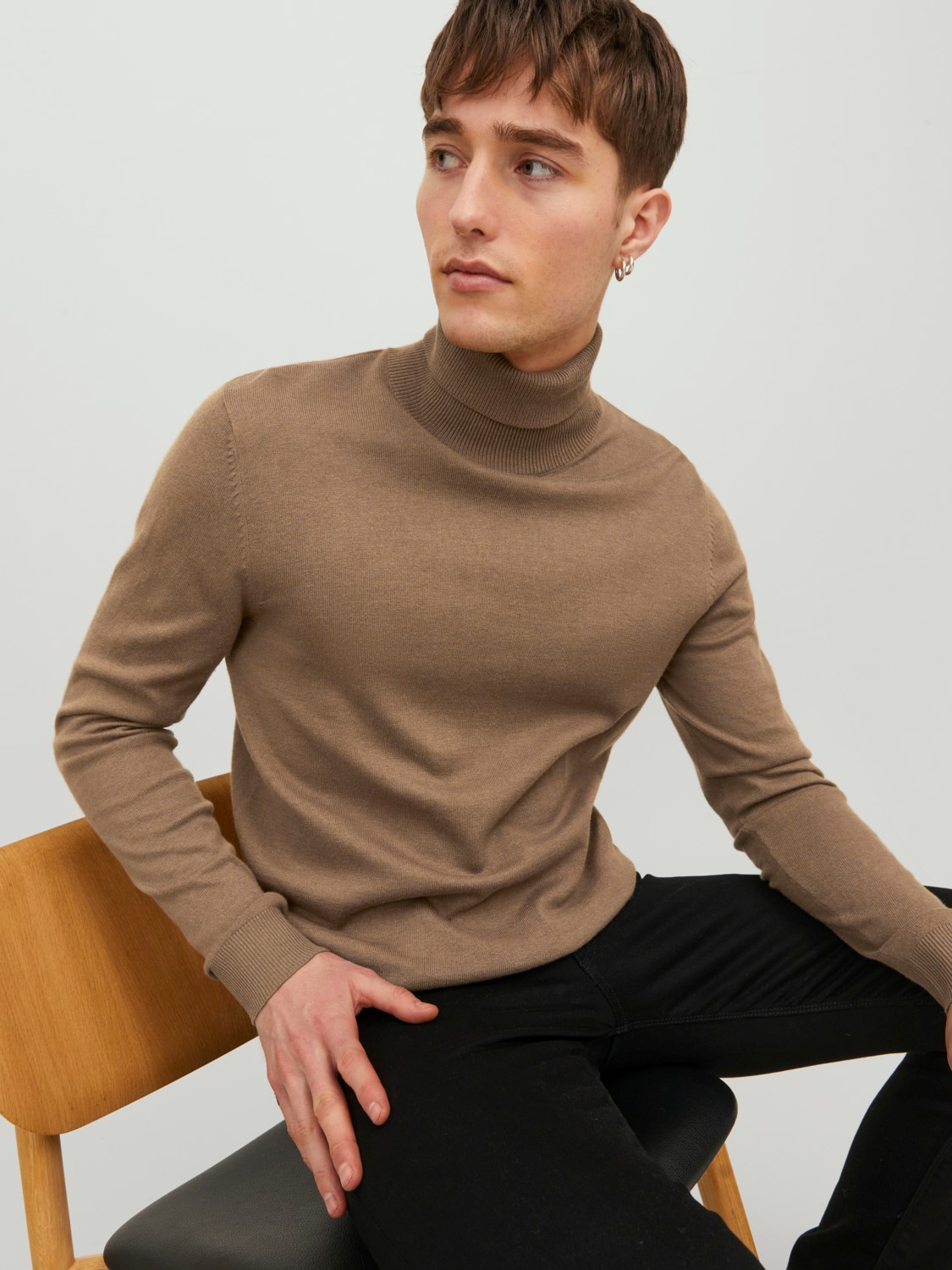 JACK & JONES Emil knit roll neck slim fit, heren pullover viscosemengsel met col, camel bruin