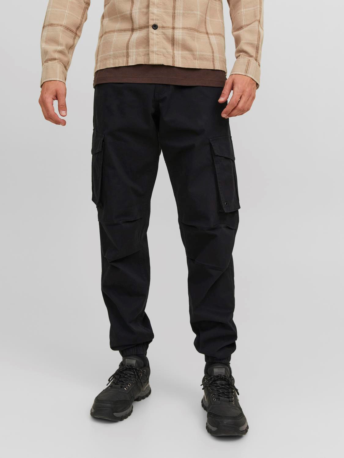JACK & JONES Kane Noah Cuffed Cargo loose fit, heren cargo broek, zwart
