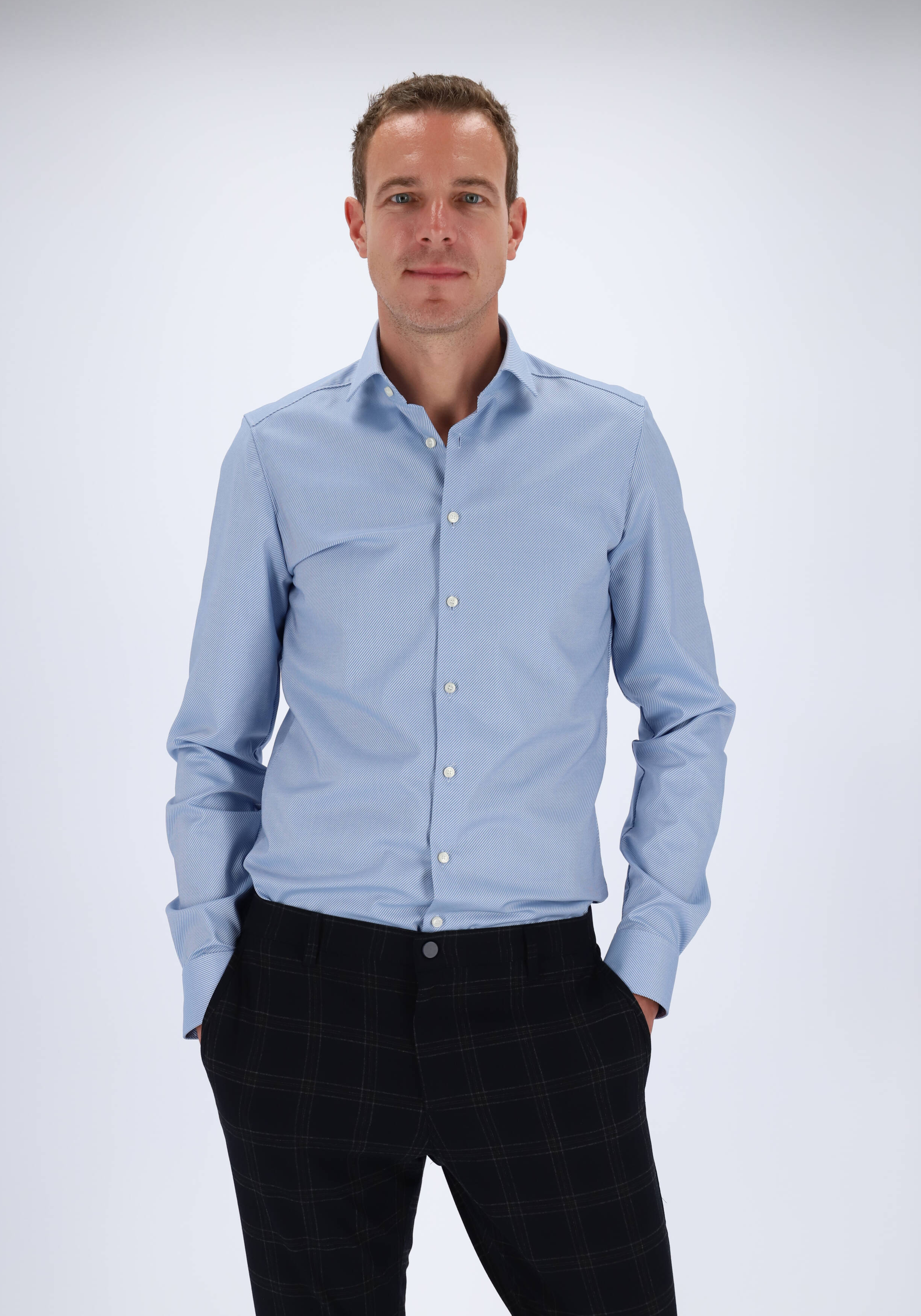 OLYMP Level 5 body fit overhemd, mouwlengte 7, lichtblauw diamant twill